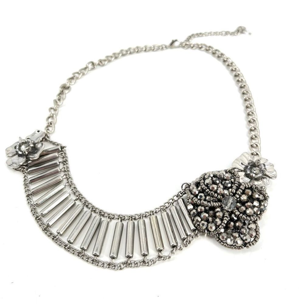 Stunning Bib Collar Beaded Silvertone Floral Rhinestone‎ Necklace Sweater